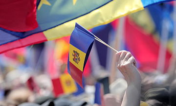 Власти Молдавии прикрывают проблемы политической повесткой, считает эксперт