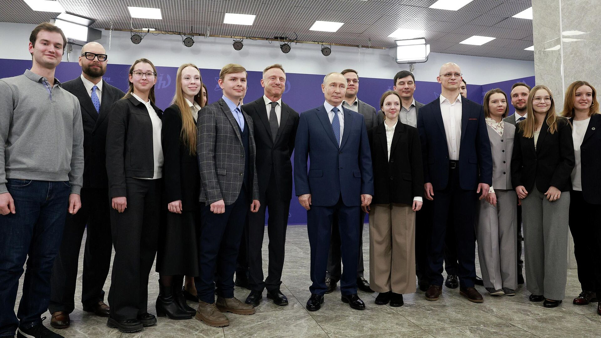 ����� ������� �������� �� ������� ����� � �������