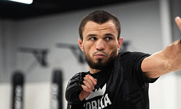 Соперник Умара Нурмагомедова не уложился в вес перед боем на турнире UFC