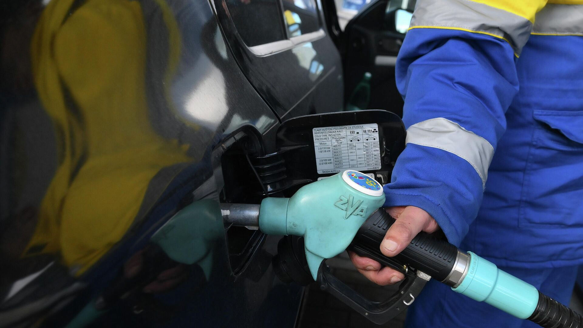 В России хотят временно запретить экспорт бензина нефтяникам с 1 апреля