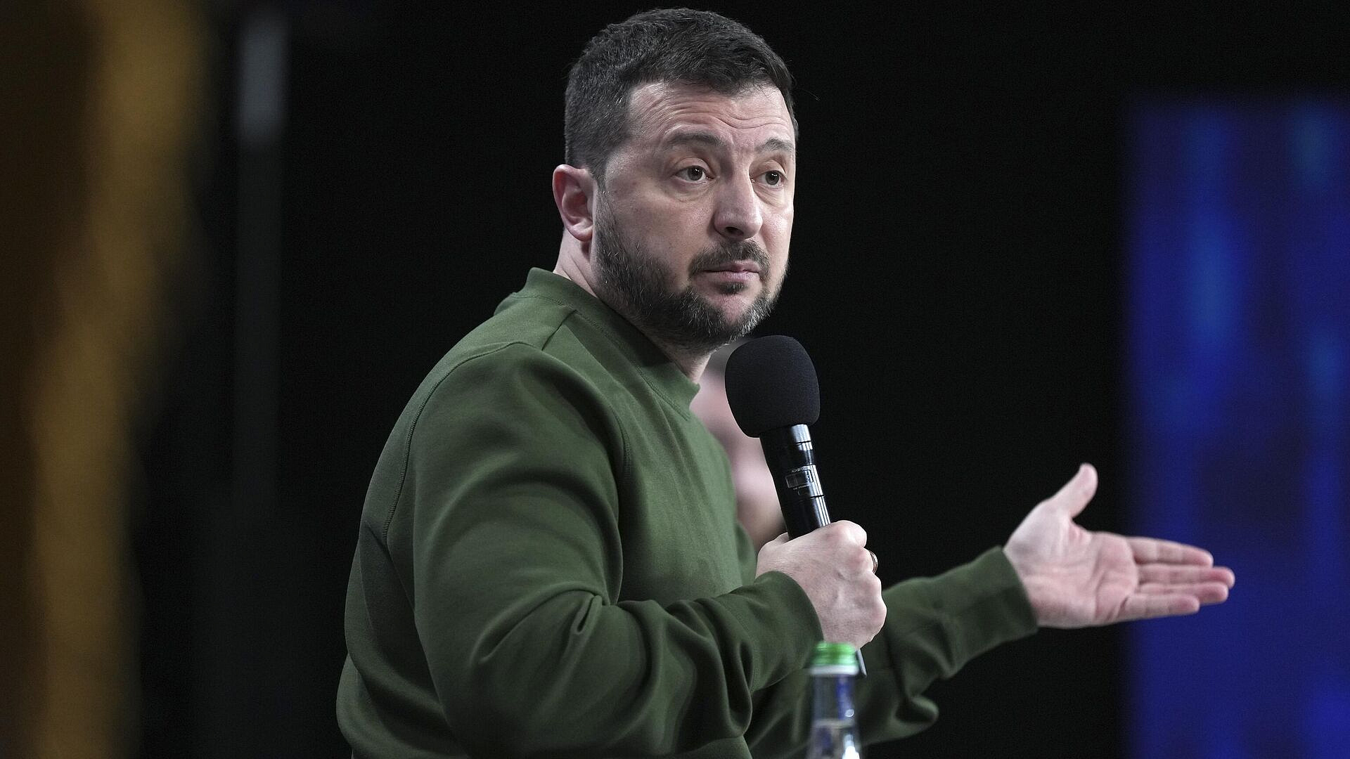 Кличко-младший призвал дать Украине возможность сменить Зеленского