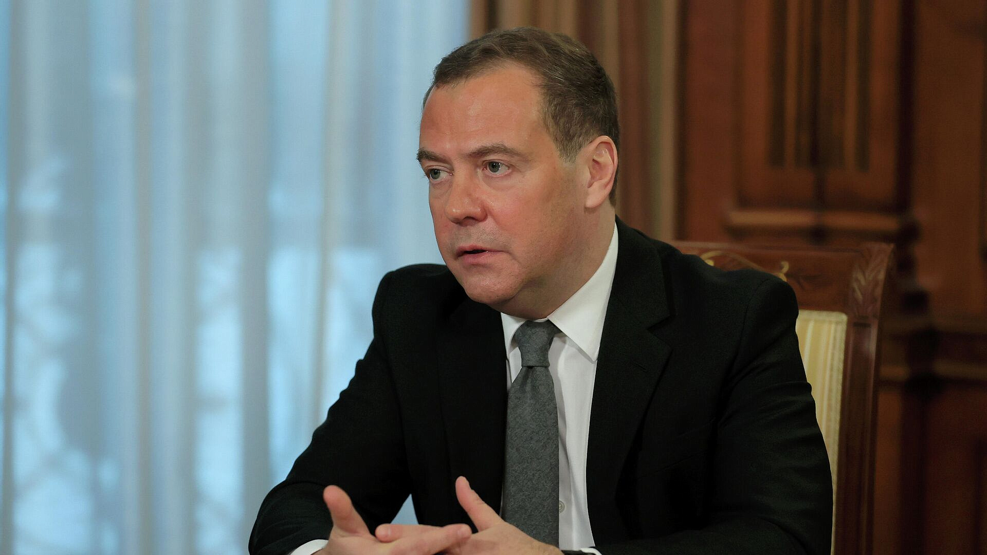 Медведев: у России были предложения по разрешению иранской ядерной проблемы