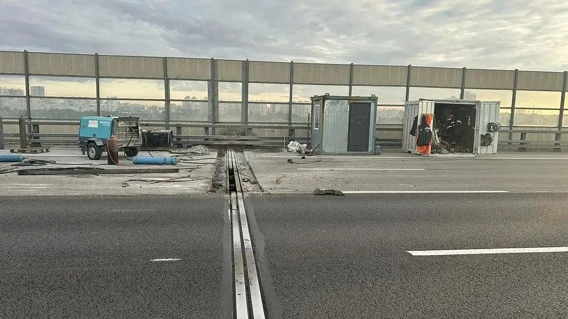 В Петербурге водитель наехала на двух рабочих, один из них умер