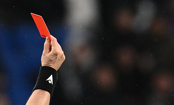 Футболисты "Атлетико Минейро" получили красные карточки за драку на матче