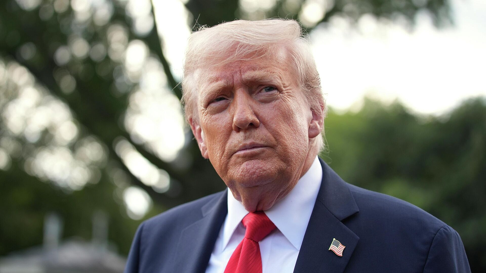 СМИ узнали о подготовке переговоров Трампа с аш-Шараа и Зеленским