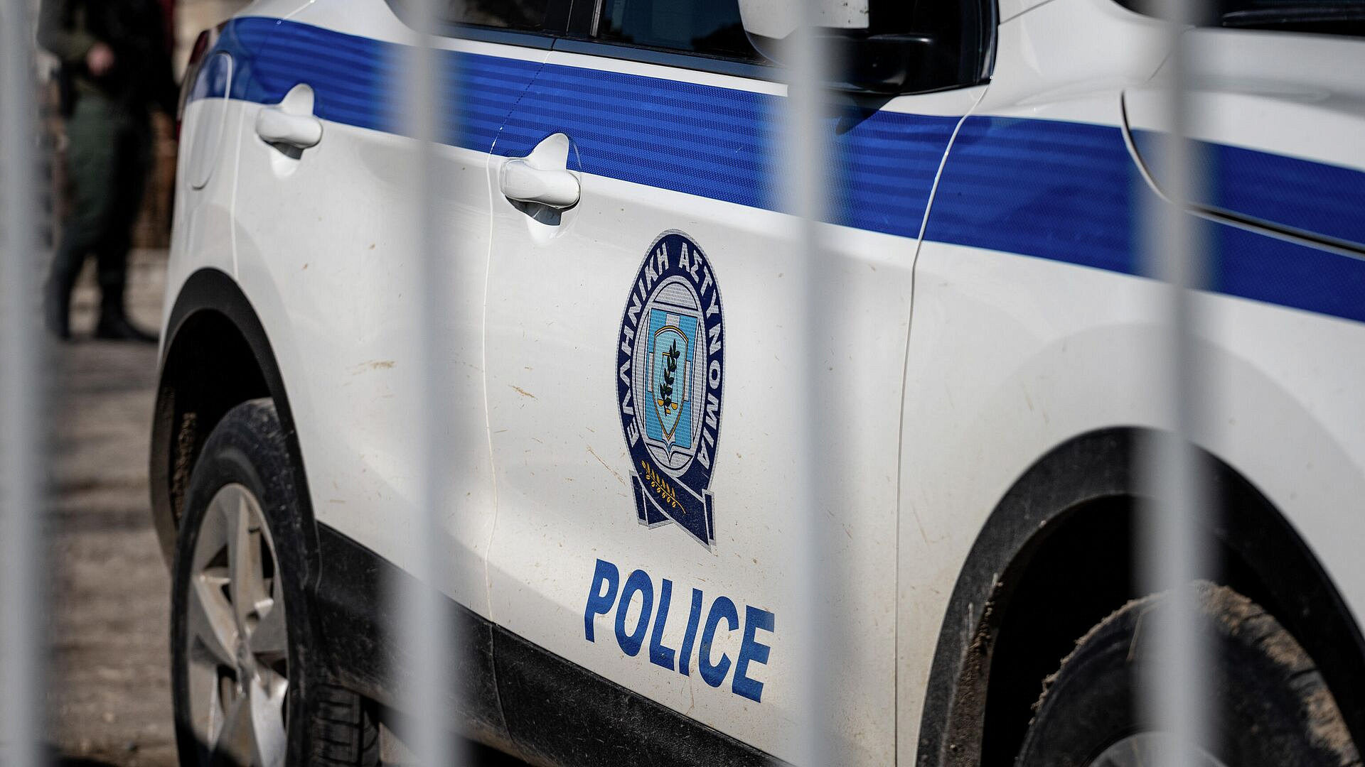 Взрыв у офиса железнодорожной компании в Афинах причинил небольшой ущерб