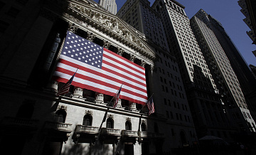 Инвесторы из США в 2023 году увеличили вложения в иностранные бумаги