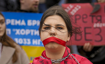 Абсолютное большинство украинцев выступает за переговоры, сообщает источник