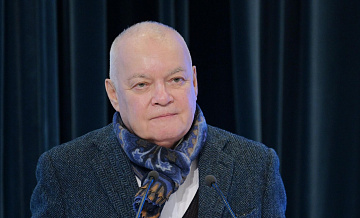 Киселев вручил премию ИРИ в номинации "Спецпроект в интернет-СМИ"