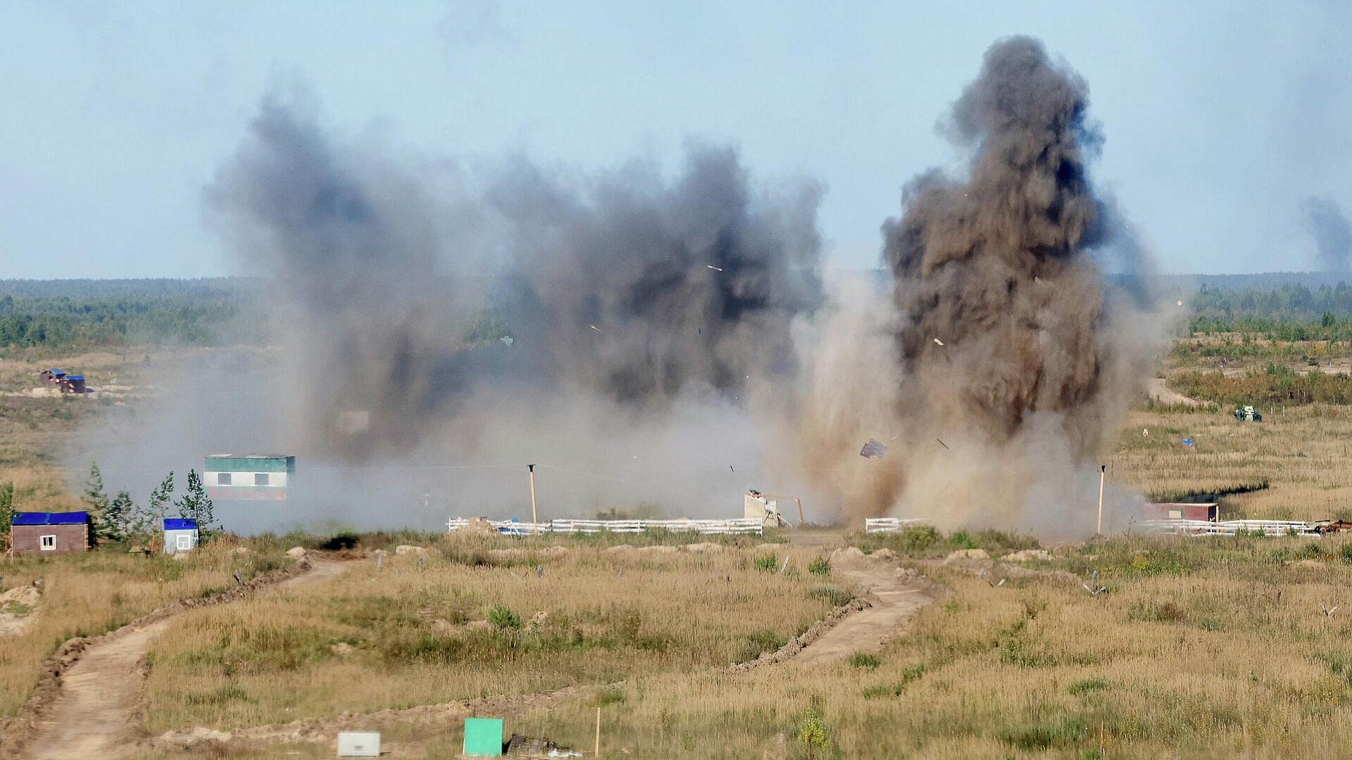 Коалиционная группировка войск на учениях "Запад" разгромила "противника"