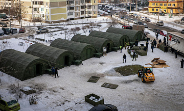 Украинский эксперт назвал чиновника, предложившего рыть туалеты, идиотом