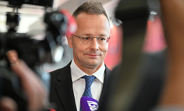 Сийярто не видел обоснования передачи Украине доходов от активов России