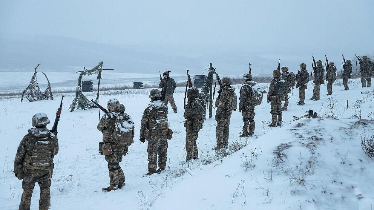 Боевики румынской группировки "Гетика" воюют за ВСУ, заявил посол