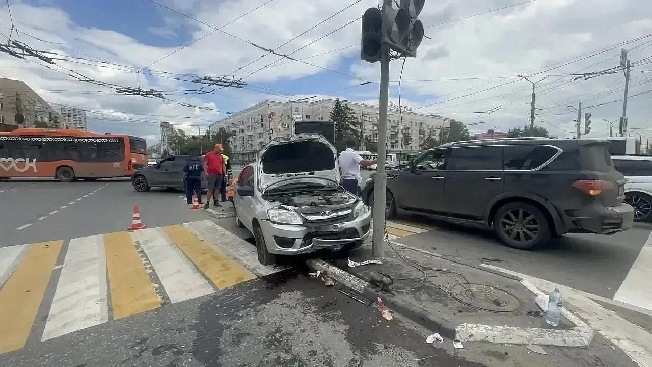 СК выяснит, могло ли состояние здоровья водителя повлиять на ДТП в Омске