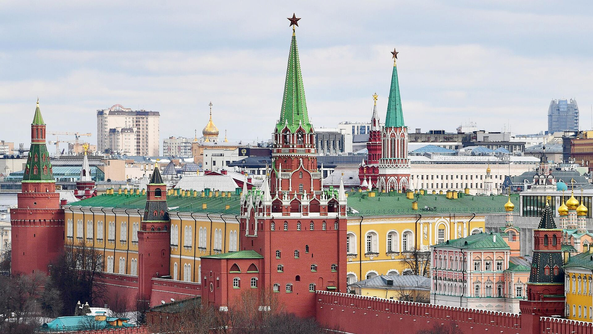 Путин и Пезешкиан не обсуждали требования Ирана к США, заявили в Кремле