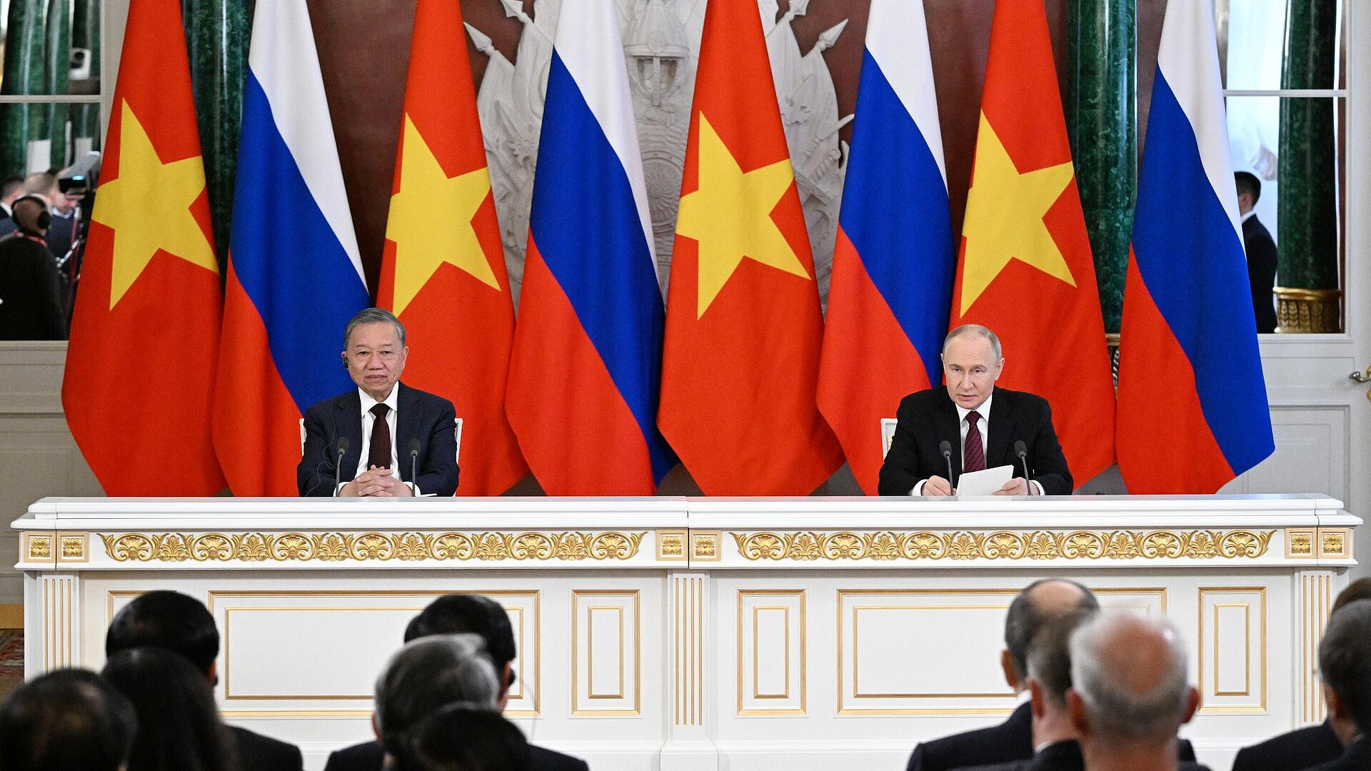 ����� ������ �������� ��������������� � ��������� �� ������� �����