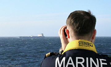 Танкер, арестованный французскими ВМС, не связан с Россией, заявил МИД