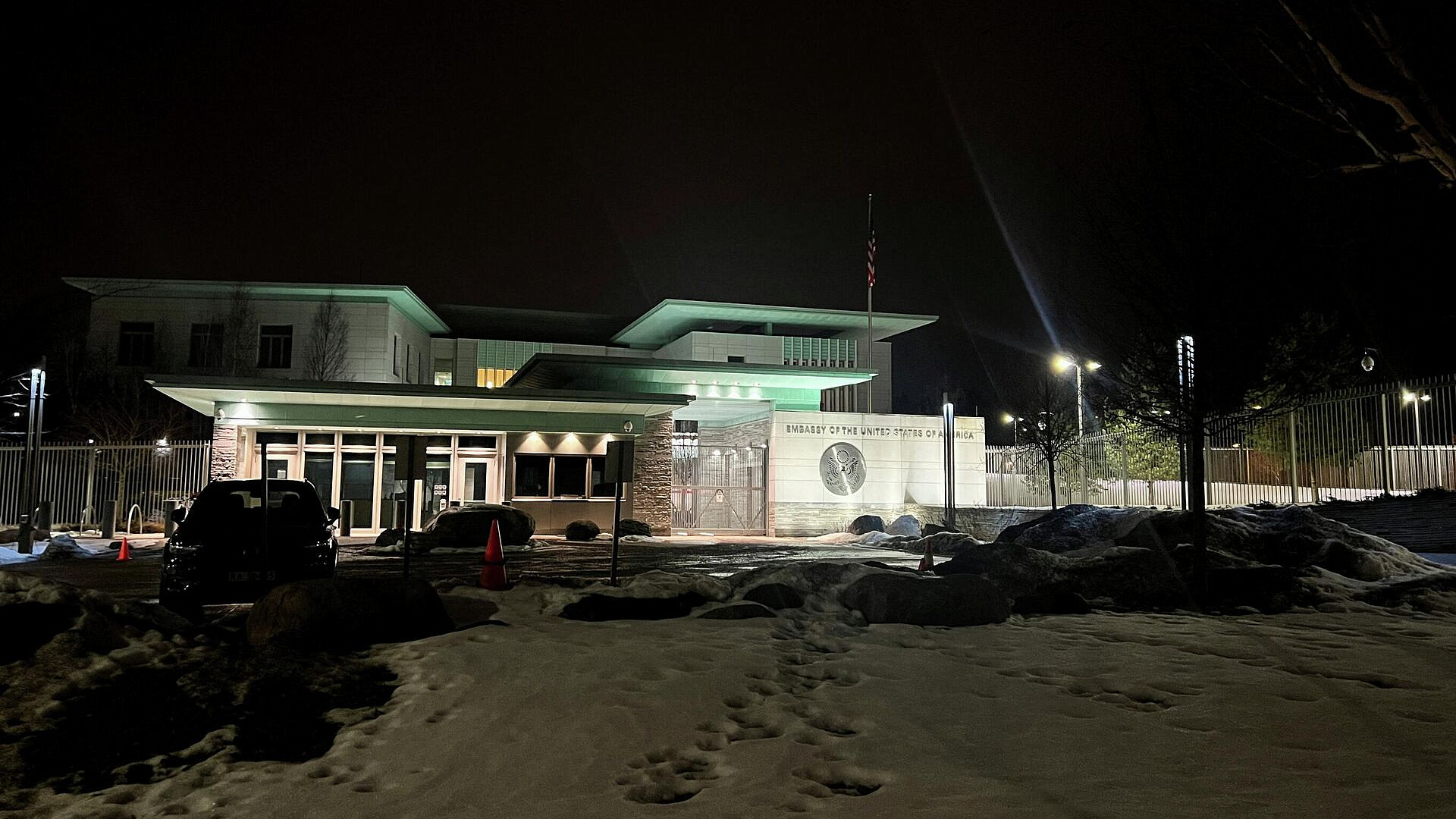 СМИ: задержанные после взрыва у посольства США в Осло имеют иракские корни