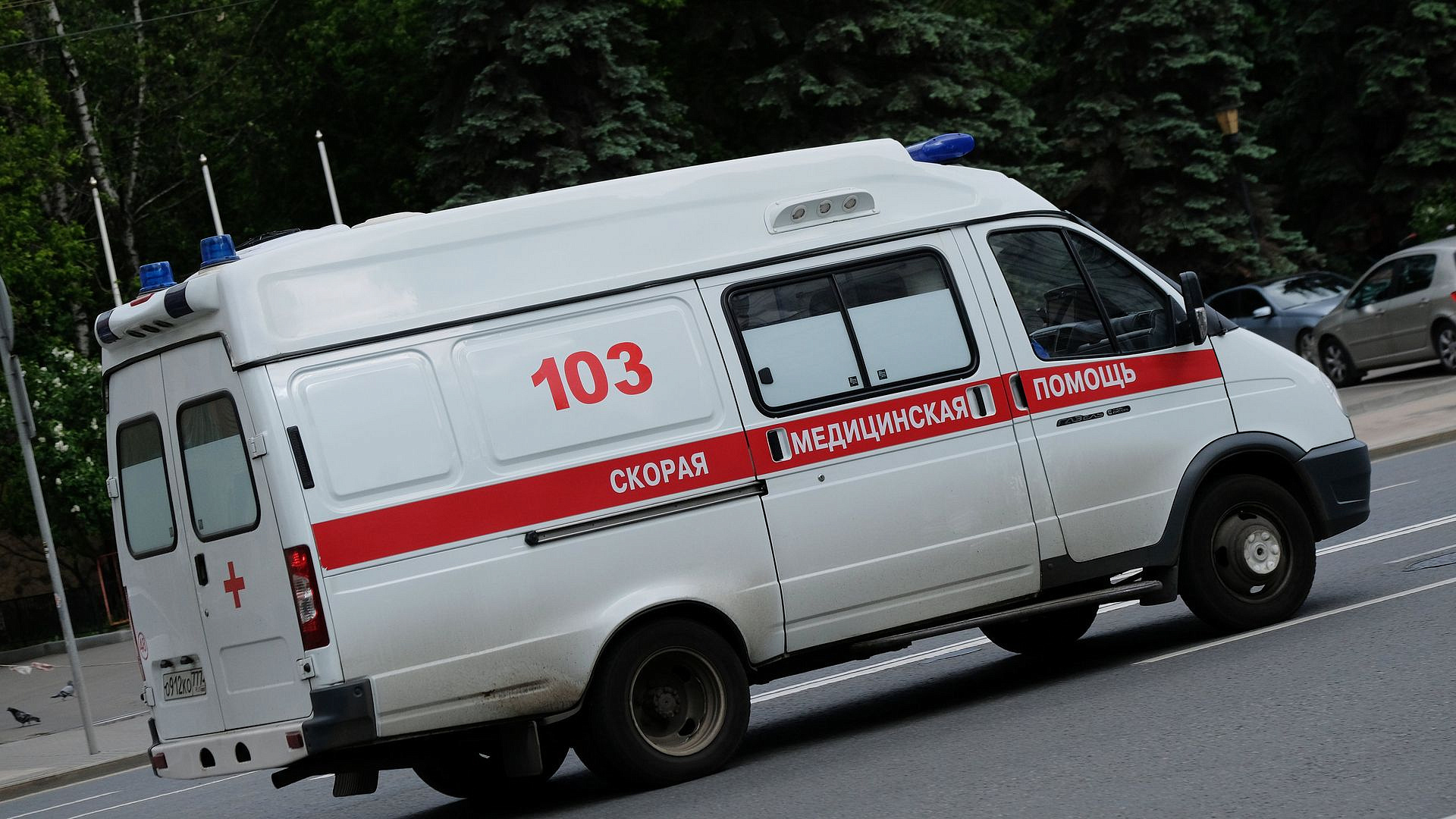 На западе Москвы два человека пострадали в ДТП с электробусом