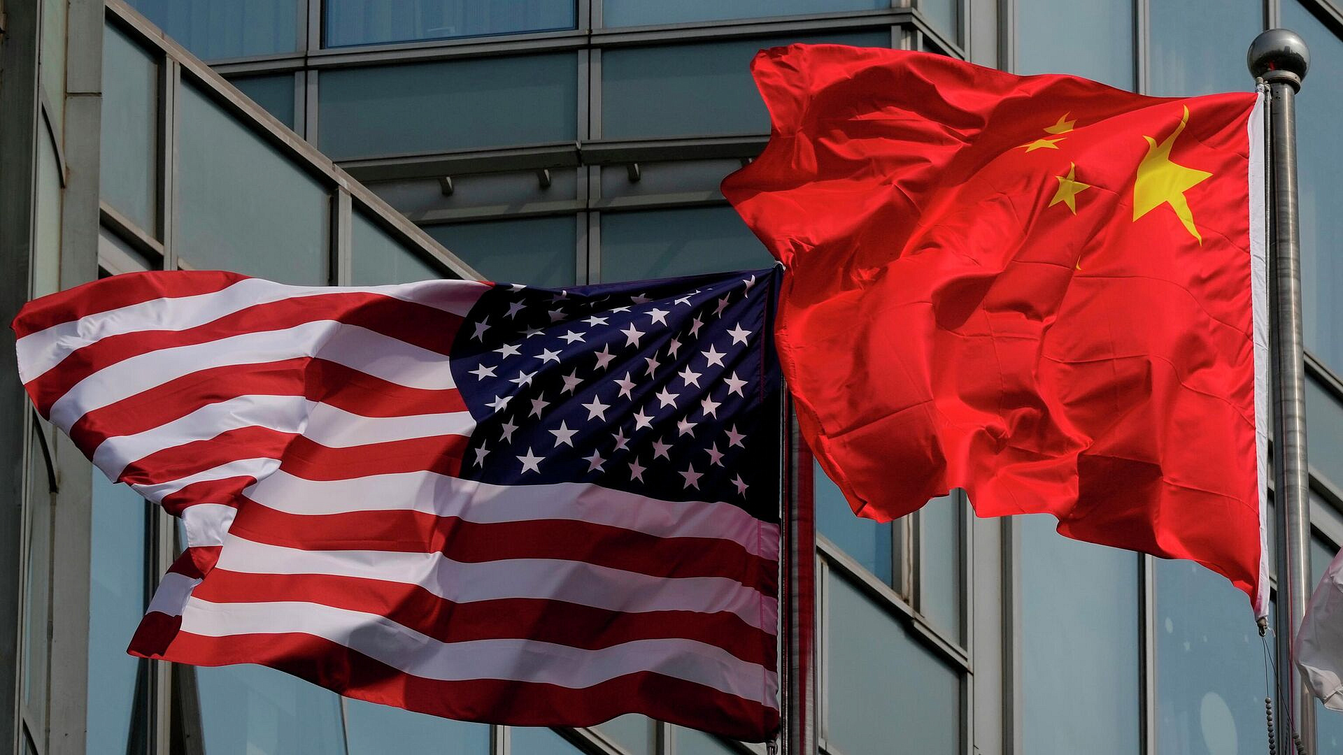 США и Китай создадут совет для обсуждения торговли, заявил Бессент