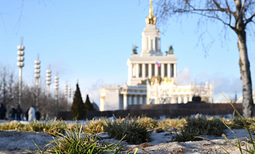 Синоптик рассказал, когда в Москве растает снежный покров