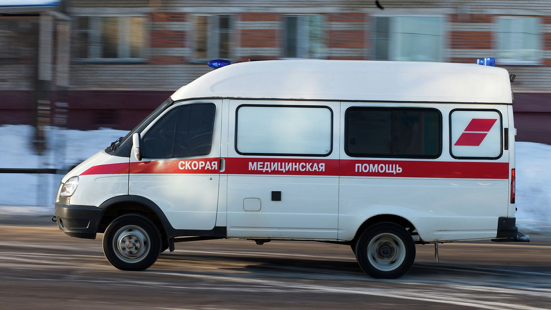 В Дагестане двоих мужчин госпитализировали с огнестрельными ранениями