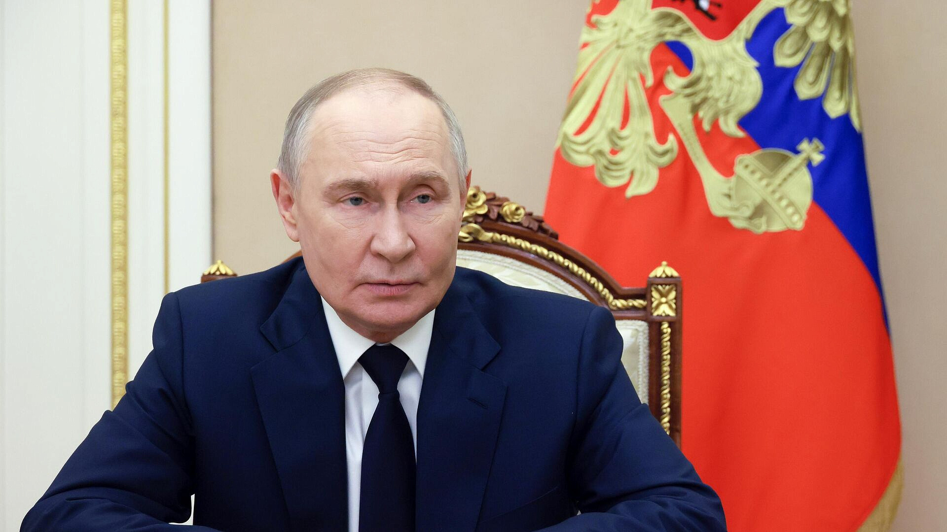Путин поручил помочь жителям Дагестана, чьи дома пострадали от паводков