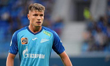 "Зенит" не забил два пенальти и потерпел первое поражение в РПЛ с 9 августа