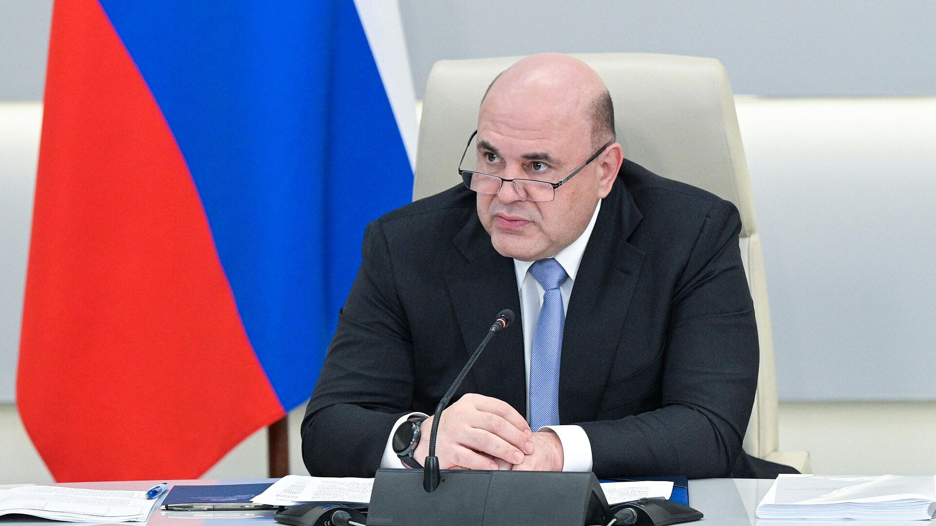 Мишустин призвал следить за факторами, влияющими на эффективность отраслей