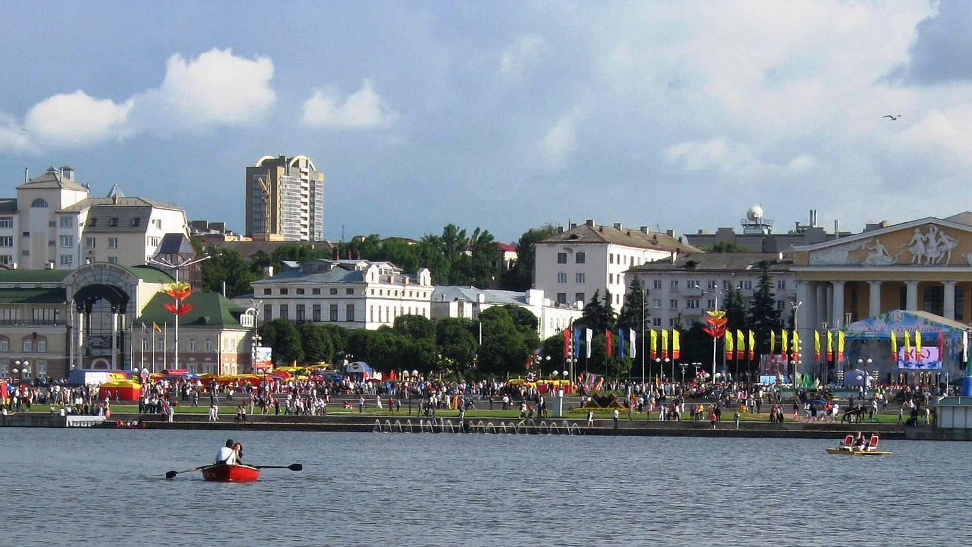 � ���������� ��������� ����� �������������