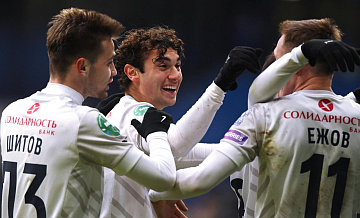 "Локомотив" уступил "Крыльям Советов" и вылетел из Кубка России