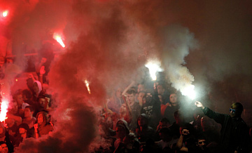 УЕФА оштрафовал "Црвену Звезду" за баннер со святым, пишут СМИ