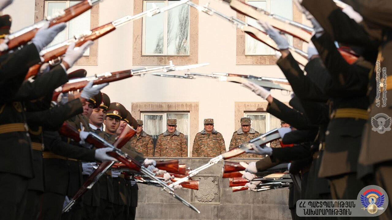 ����� �������� ������� ������ ������ ����� ����� ��������������� �������