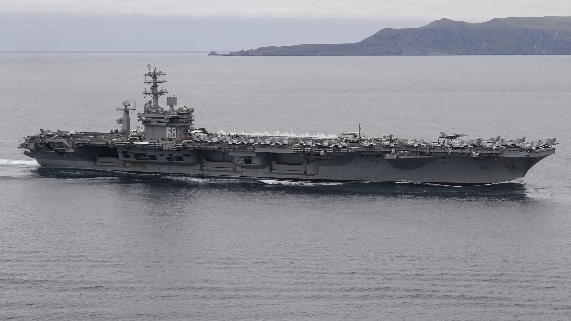 Американский авианосец Nimitz покинул Южно-Китайское море