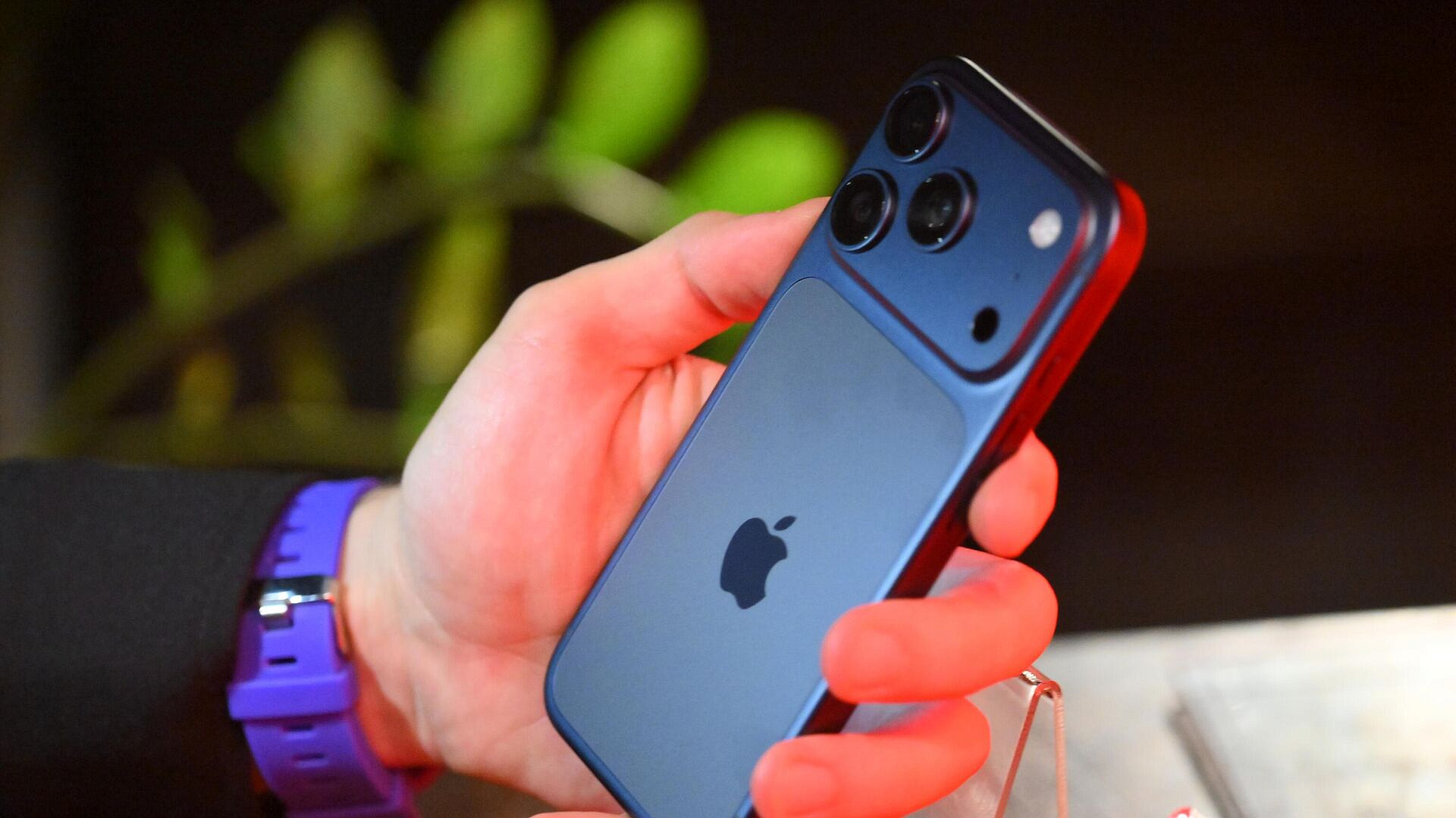 ����������� ������ �� ���������� � �������� �������� �� ���������� iPhone