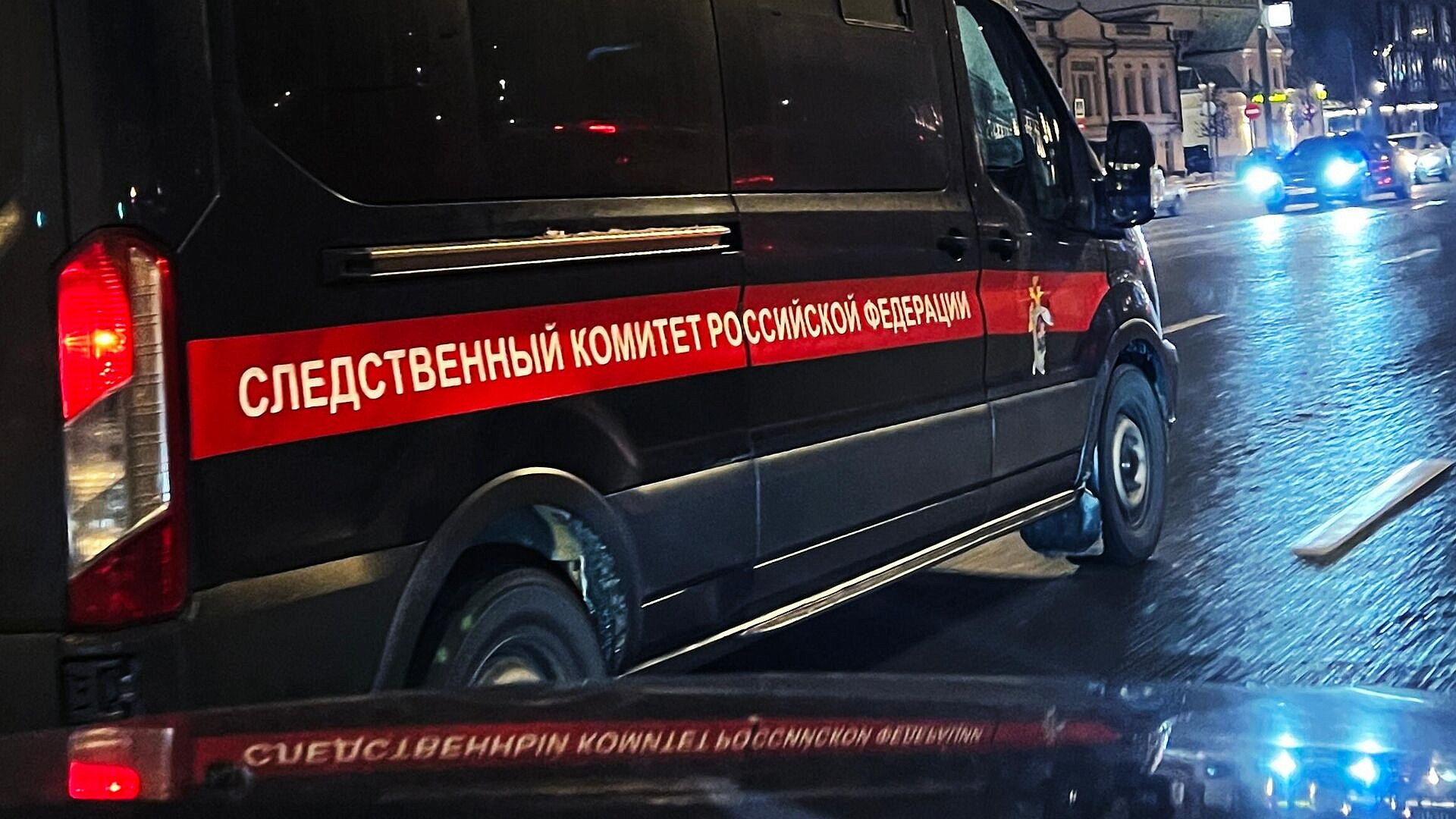 В Ленинградской области при пожаре в квартире погибли три человека