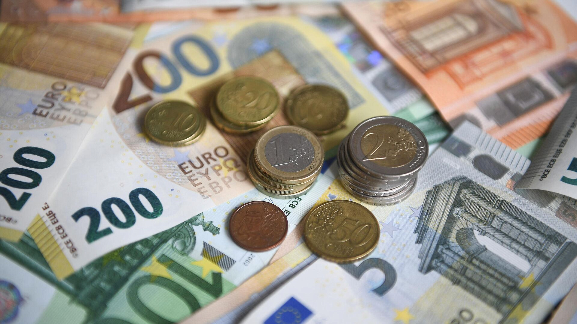 Euroclear перевел Украине 6,6 миллиарда евро доходов от российских активов