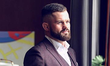 Российский боец ММА извинился за оскорбление "Русской трибуны"