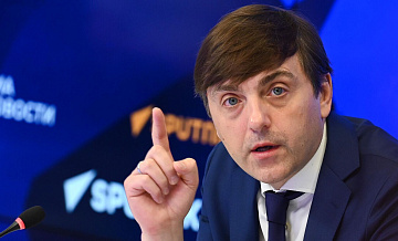 Кравцов поддержал идею организации встреч школьников со спортсменами