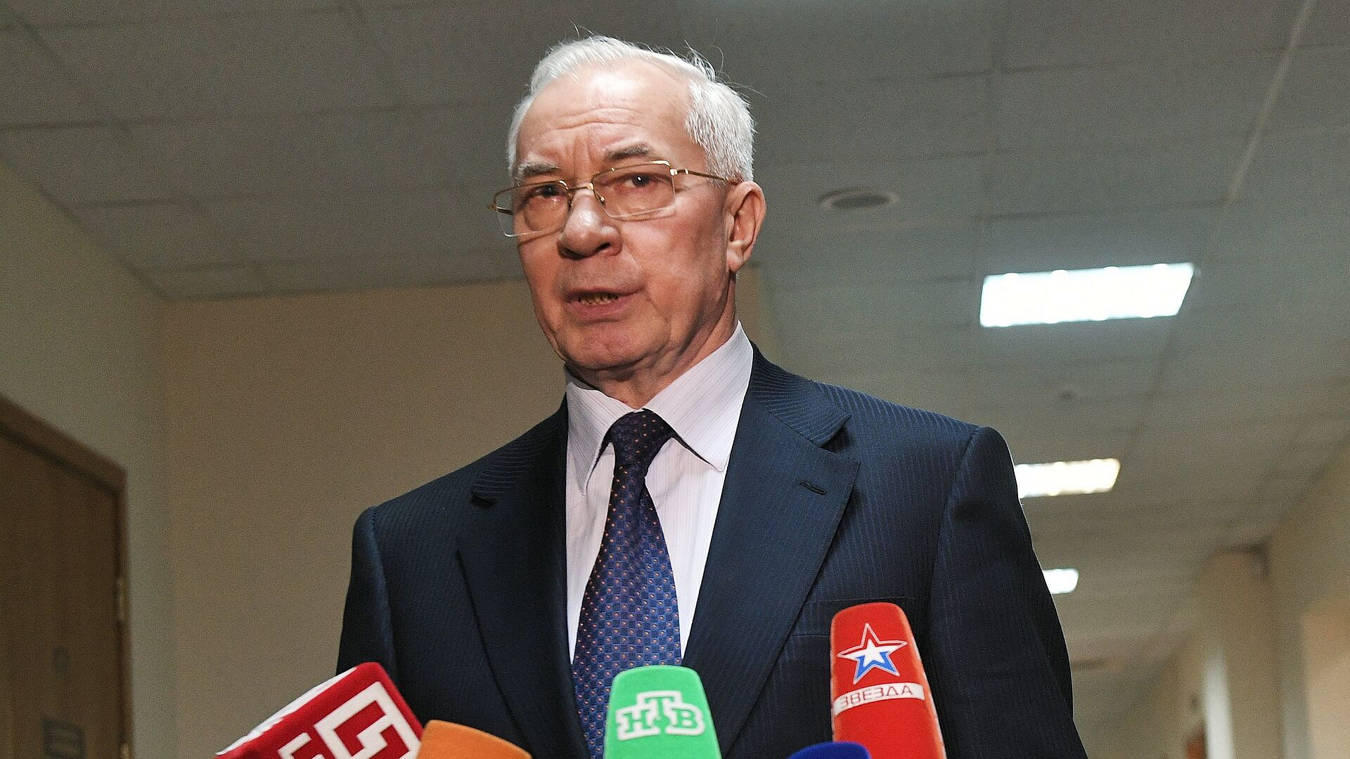 ������ ������ ���������� ��������� �� ���� � ��������� ���������� � �����