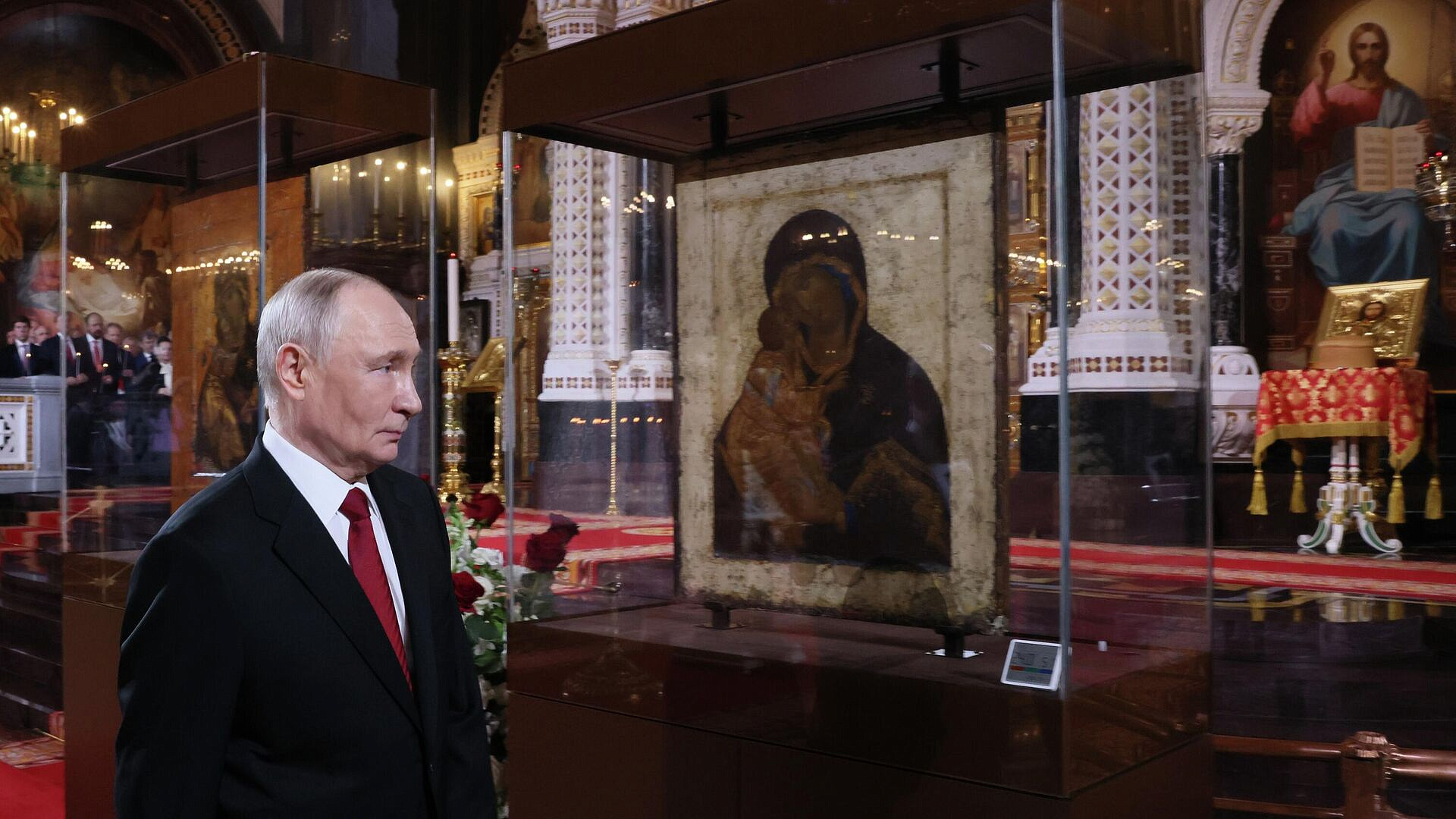 Патриарх Кирилл поблагодарил Путина за передачу РПЦ икон