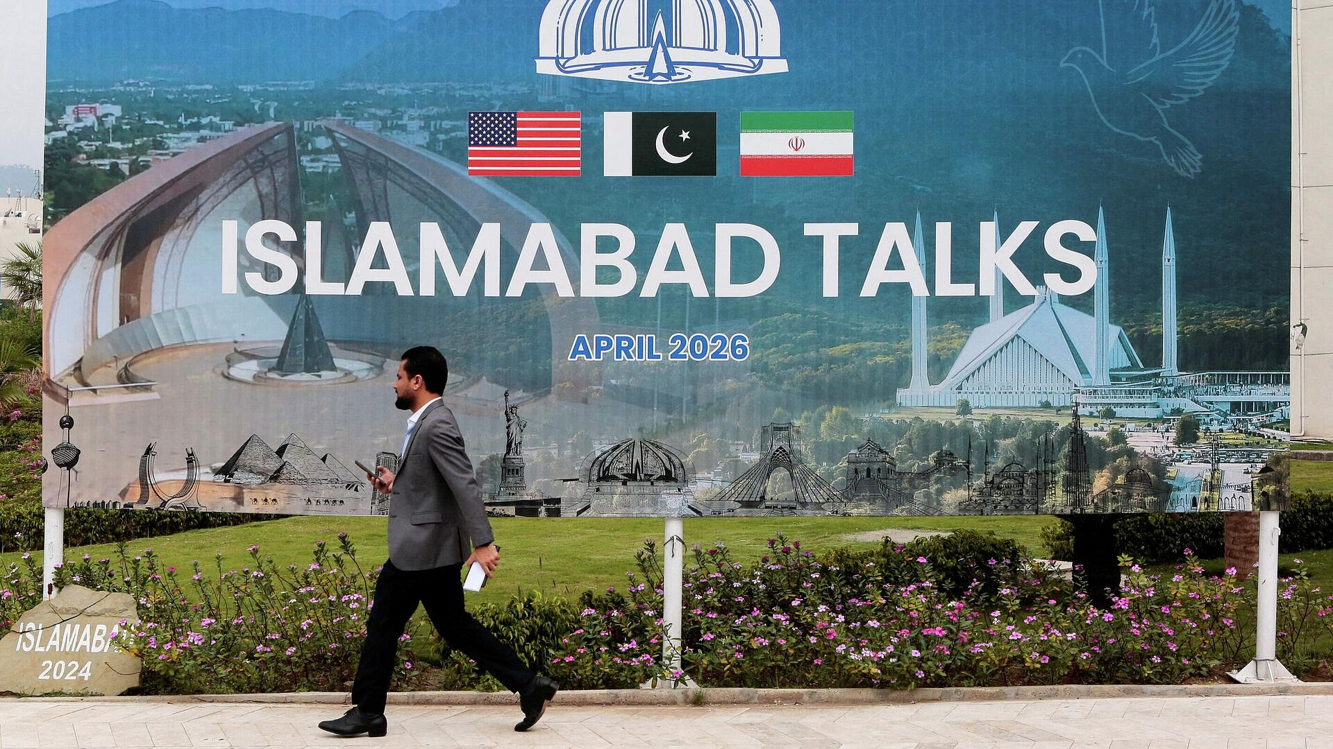 Фидан и глава МИД Пакистана обсудили переговоры США и ИРИ, сообщил источник