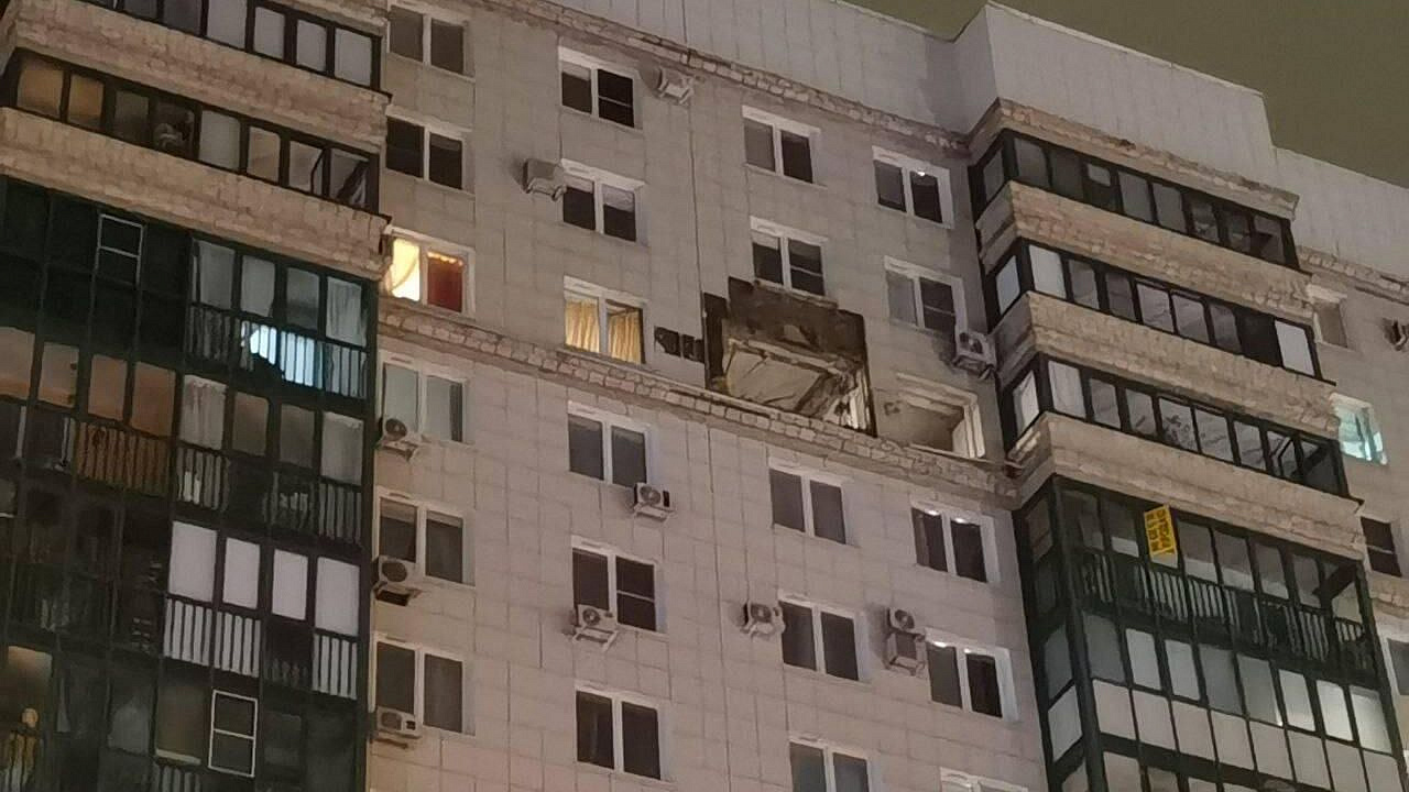 После атаки дрона на дом в Красногорске оперативный штаб