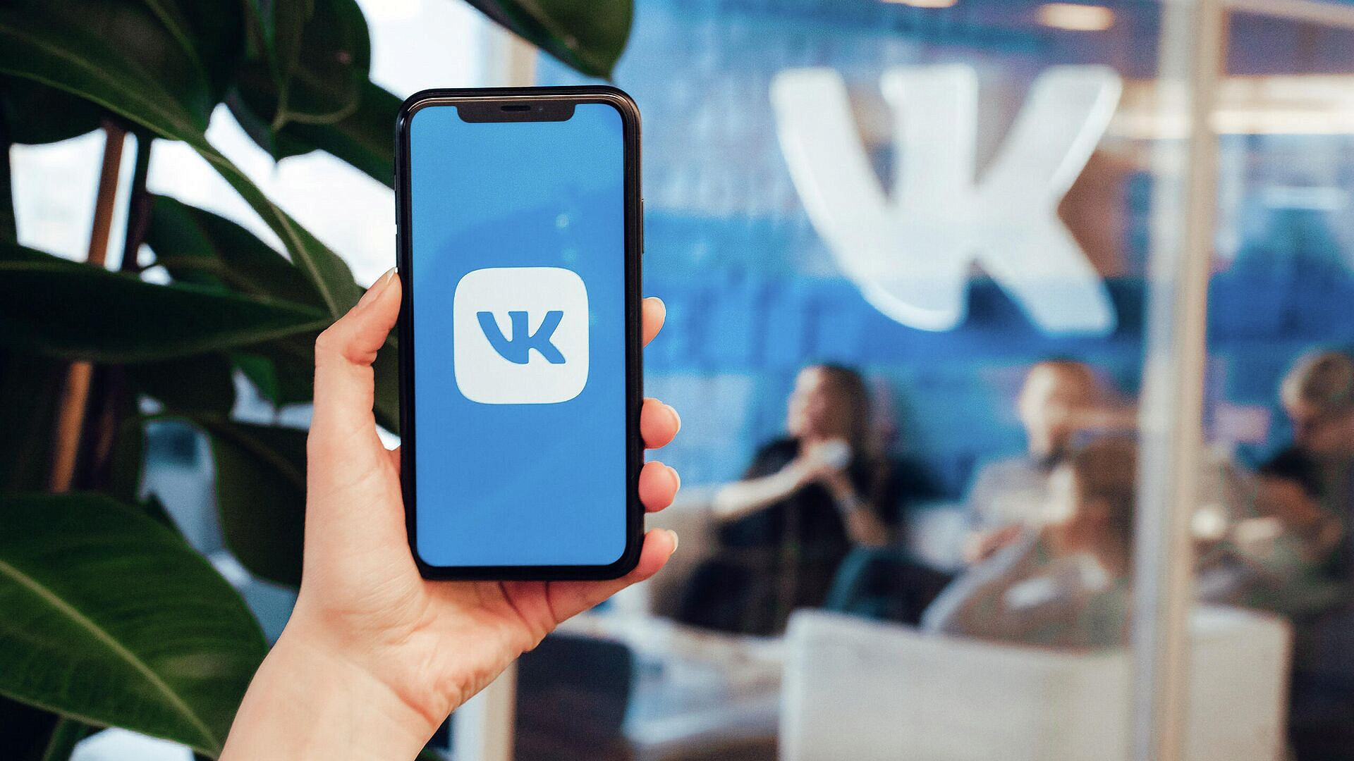 VK: Apple удалила приложения из App Store без предупреждения