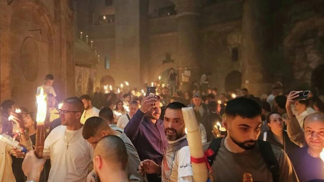 Благодатный огонь из Иерусалима прибыл в Запорожскую область