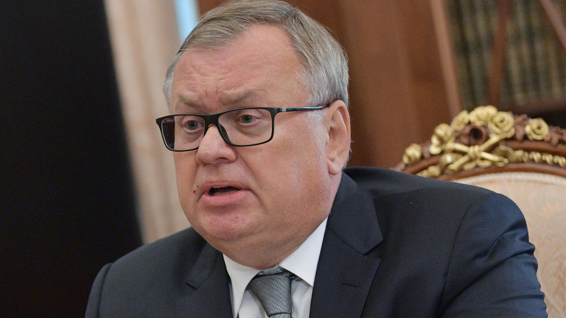 Костин назвал возможные сроки снижения ключевой ставки ЦБ