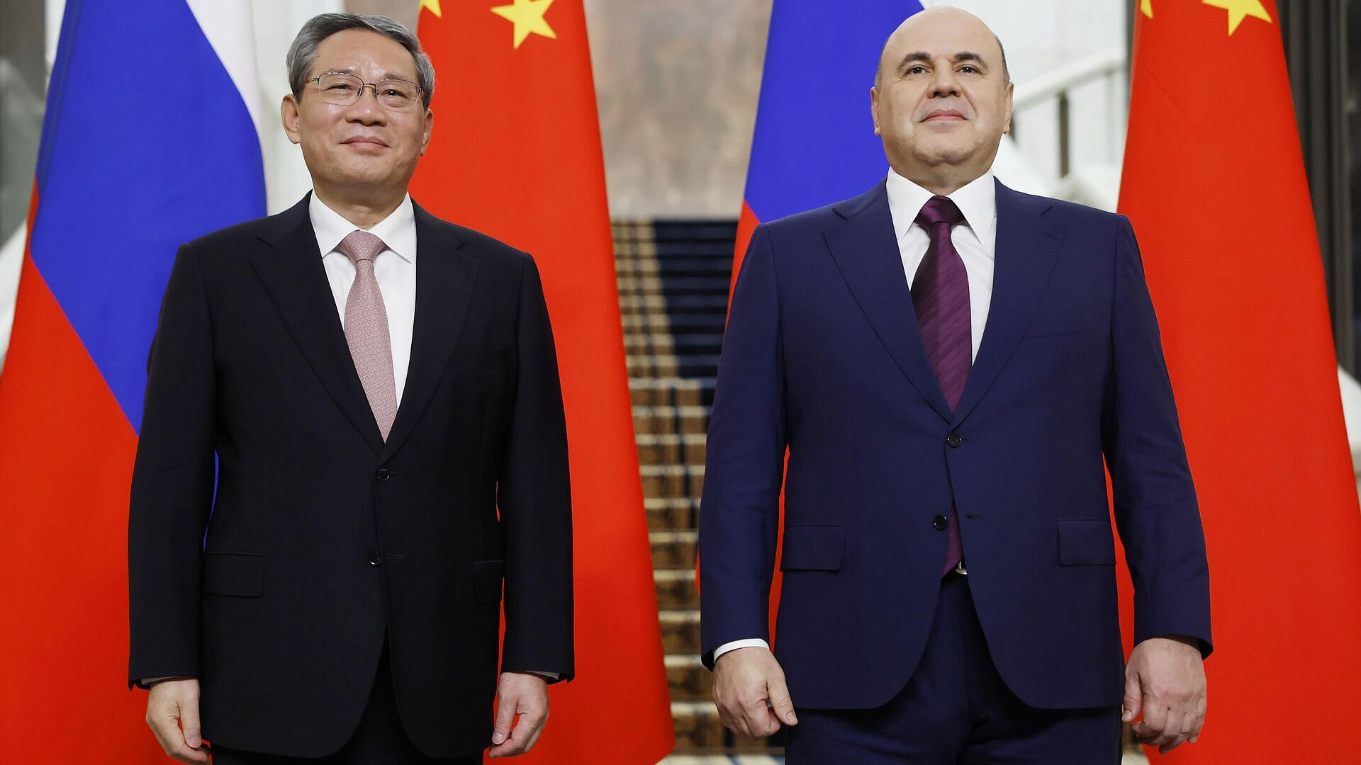 Премьер Госсовета Китая заявил о взаимной поддержке с Россией