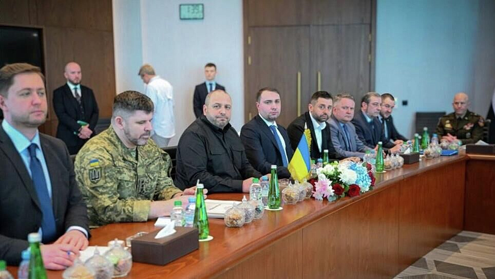 В переговорах в Абу-Даби от Украины участвуют Буданов*, Кислица и Умеров
