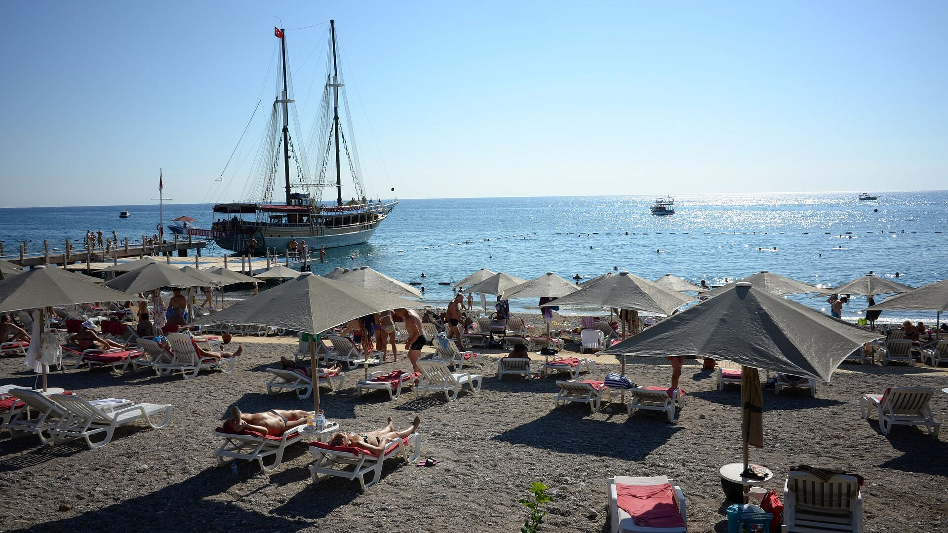 Отдыхающие в Турции россияне рассказали об аллергии на солнце