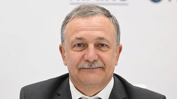 Врио главы ФТС призвал к полной отмене порога беспошлинного ввоза товаров